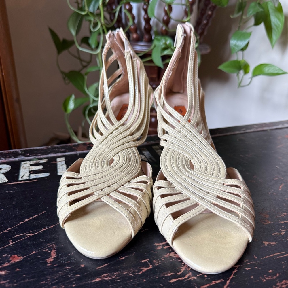 Miz Mooz‎ Waverly Heels